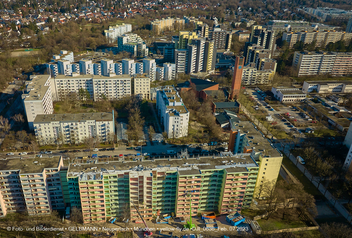 07.02.2023 - Luftbilder von der Sanierung in der Kurt-Eisner-Straße in Neuperlach